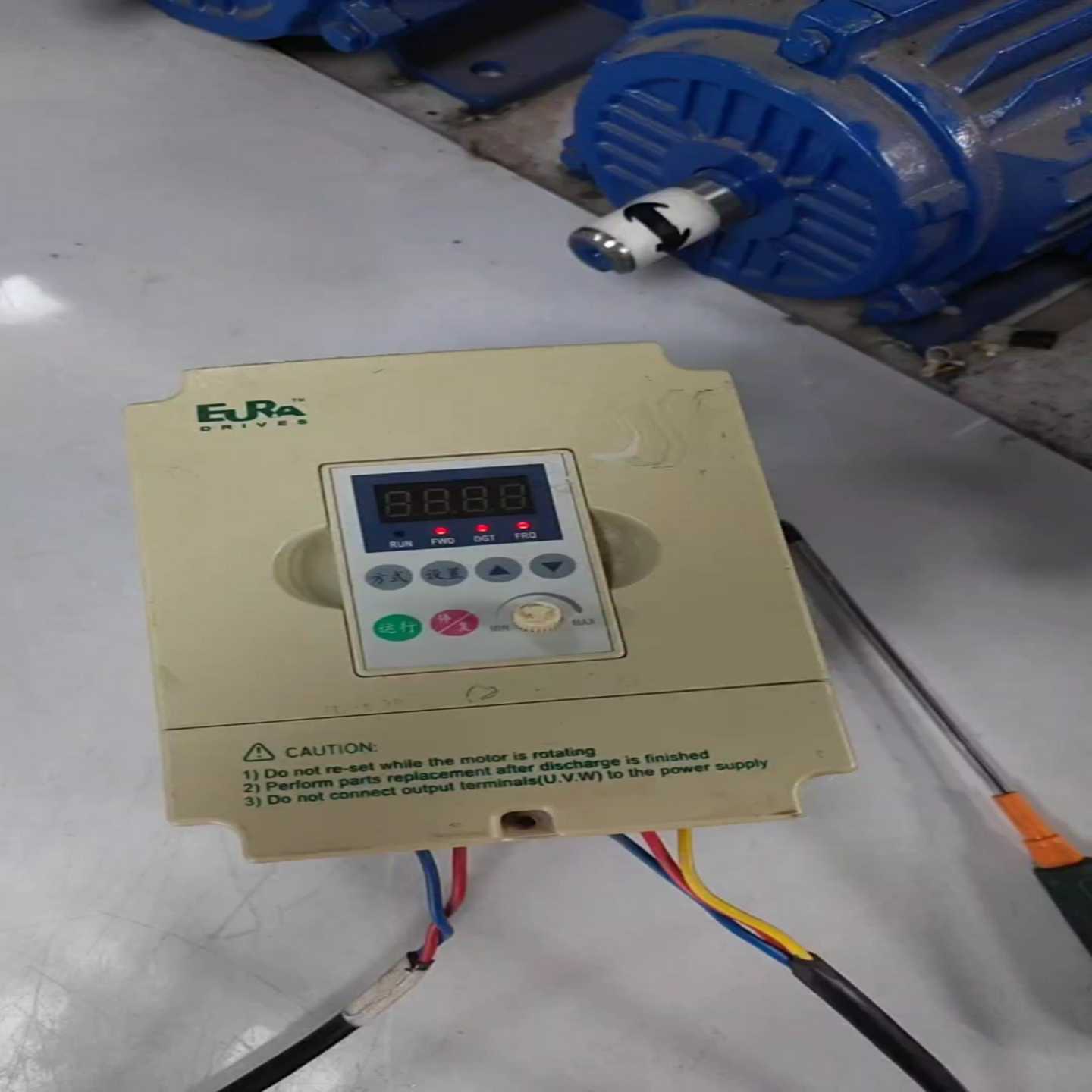 欧瑞变频器1.5KW，F1000-G0015S2B，成色如图--议价商品