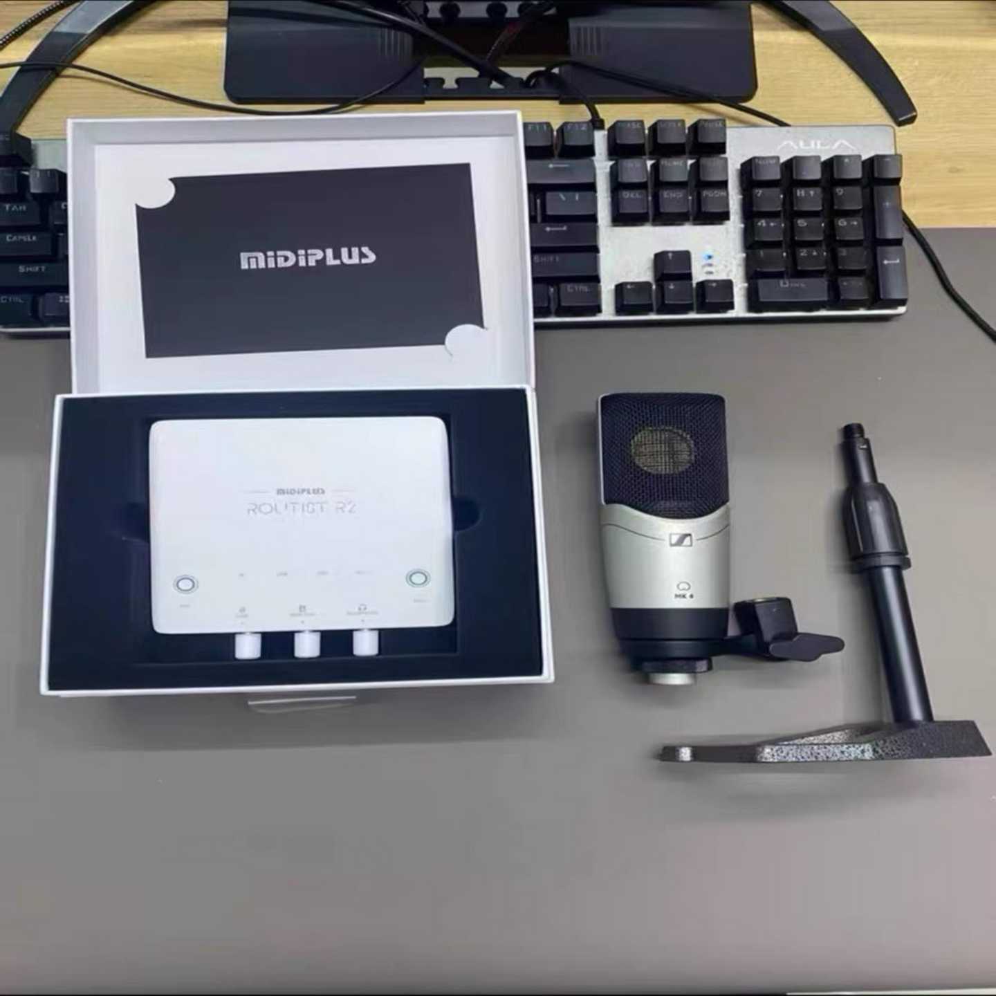 几乎全新森海塞尔mk4电容麦midiplusr2二代声卡--议价商品