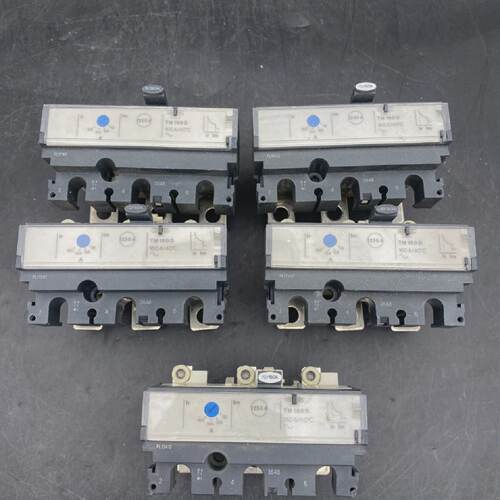 4x Merlin Gerin Compact NS TM160D 2P2D NS250 31422 Trip Unit