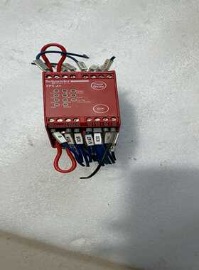 XPSAV1111324VDC施耐德安全继电器拆机X