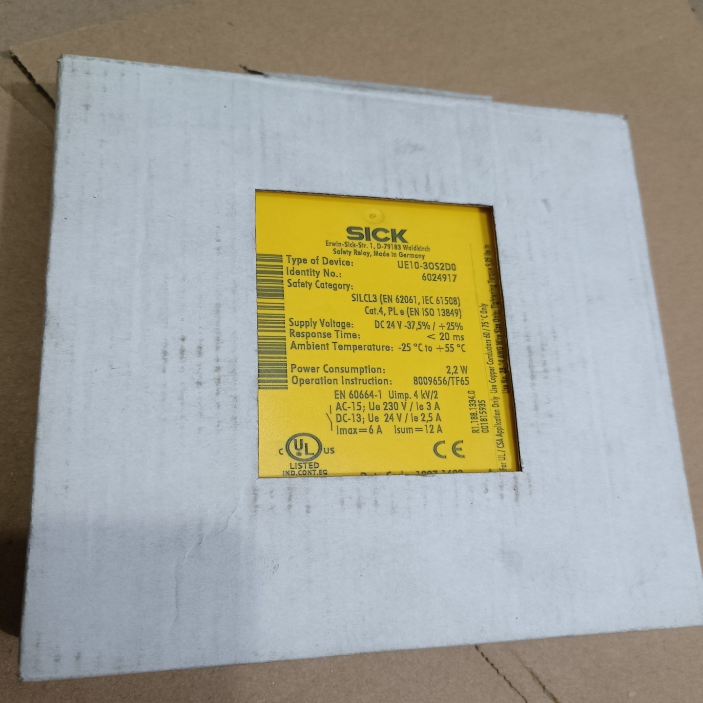 全新西克SICK安全继电器UE10-30S2D0，原--议价商品