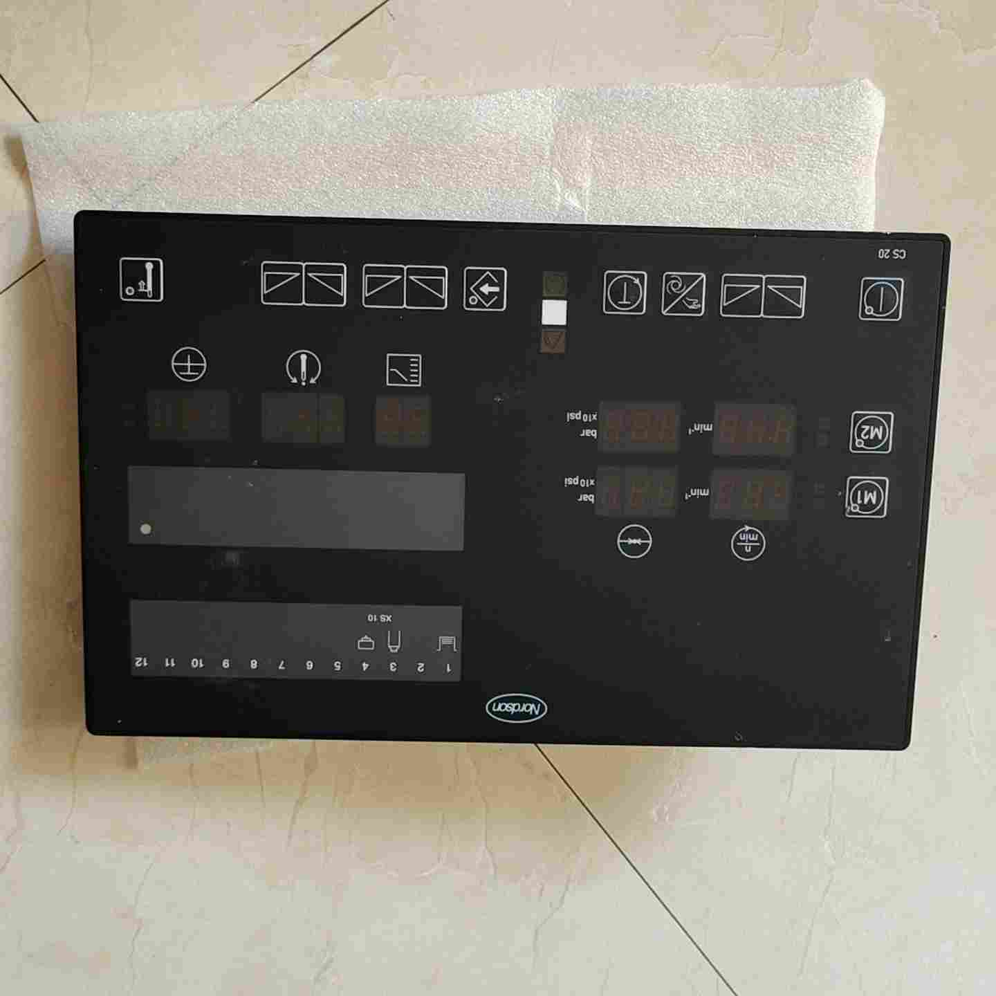 咨询-诺信涂胶机控制面板PN401073A2B0002138