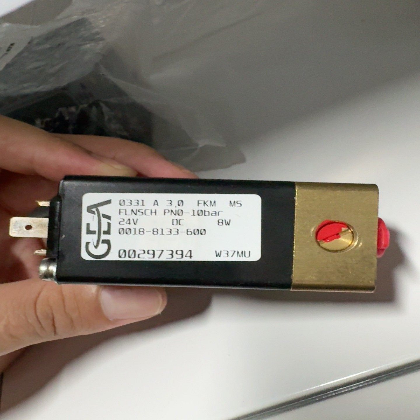 询价burkert电磁阀，型号0331A3.0FKM，24