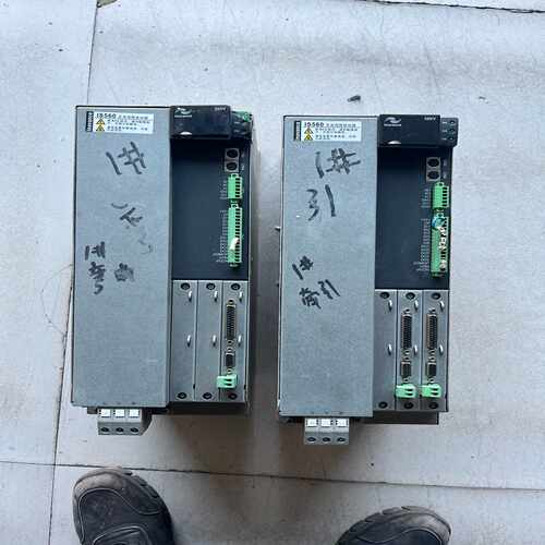 汇川驱动器IS560AT032IUX ，成色，功拍前询价