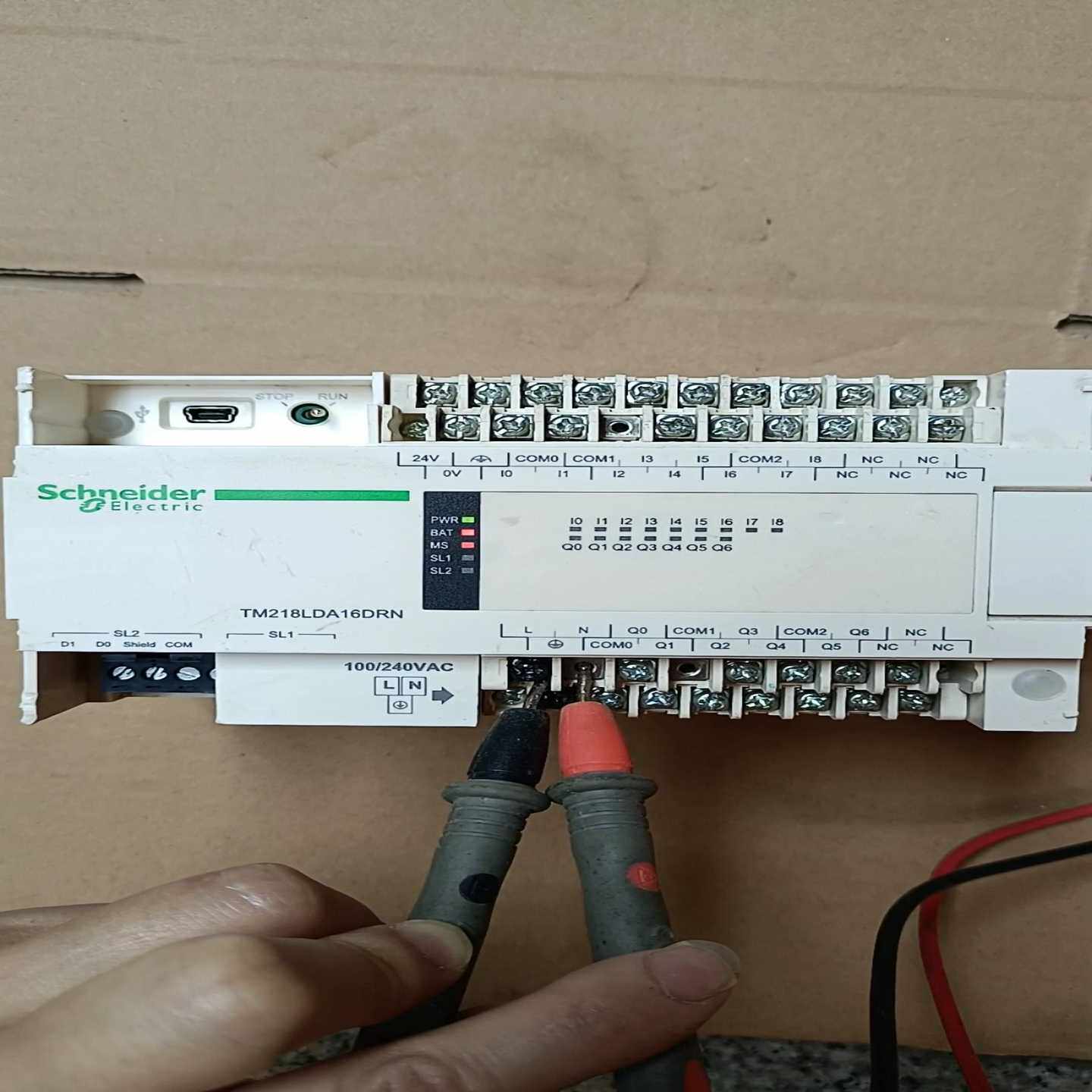 议价施耐德PLC控制器TM218LDA16DRN扩展模块TM2