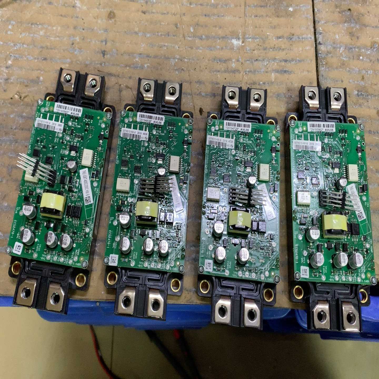 CM225DX-24S1 用联系我~询价