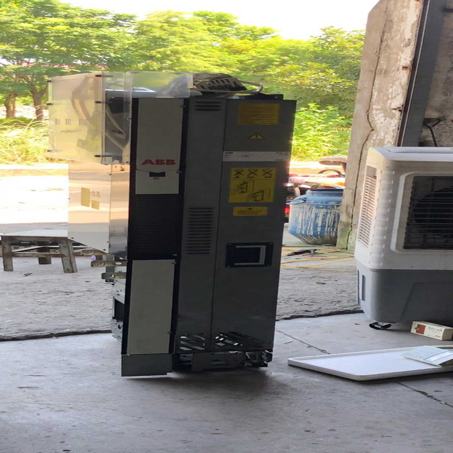 【议价】变频器ACS880-04-635A-5适用