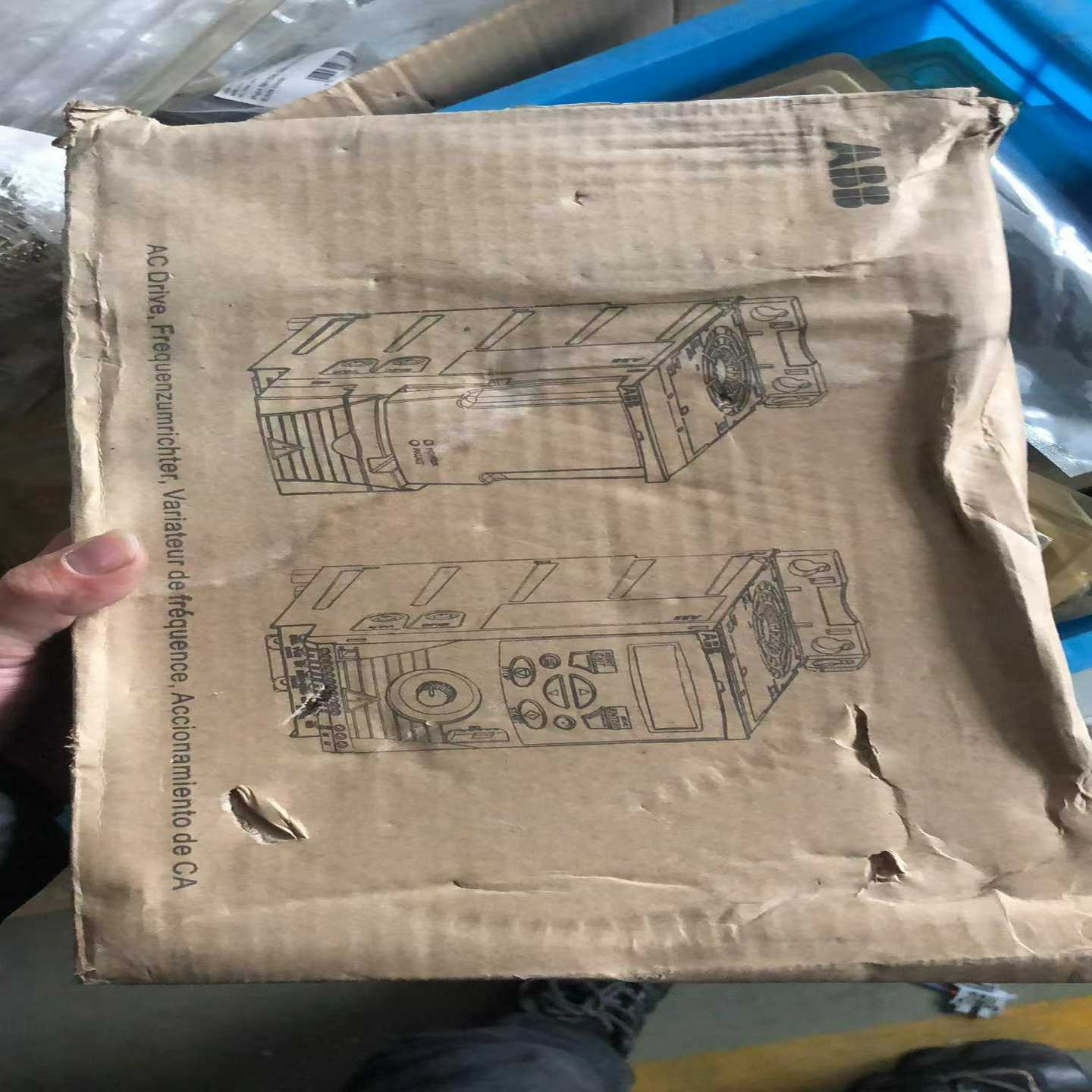 全新变频器ACS355－03E－02A4－4实物拍