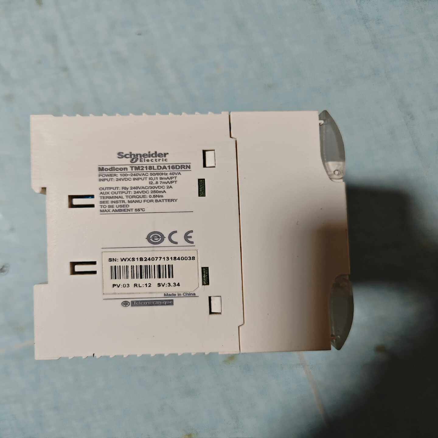 议价施耐德PLCTM218LDA16DRN,成色如图，外观无破