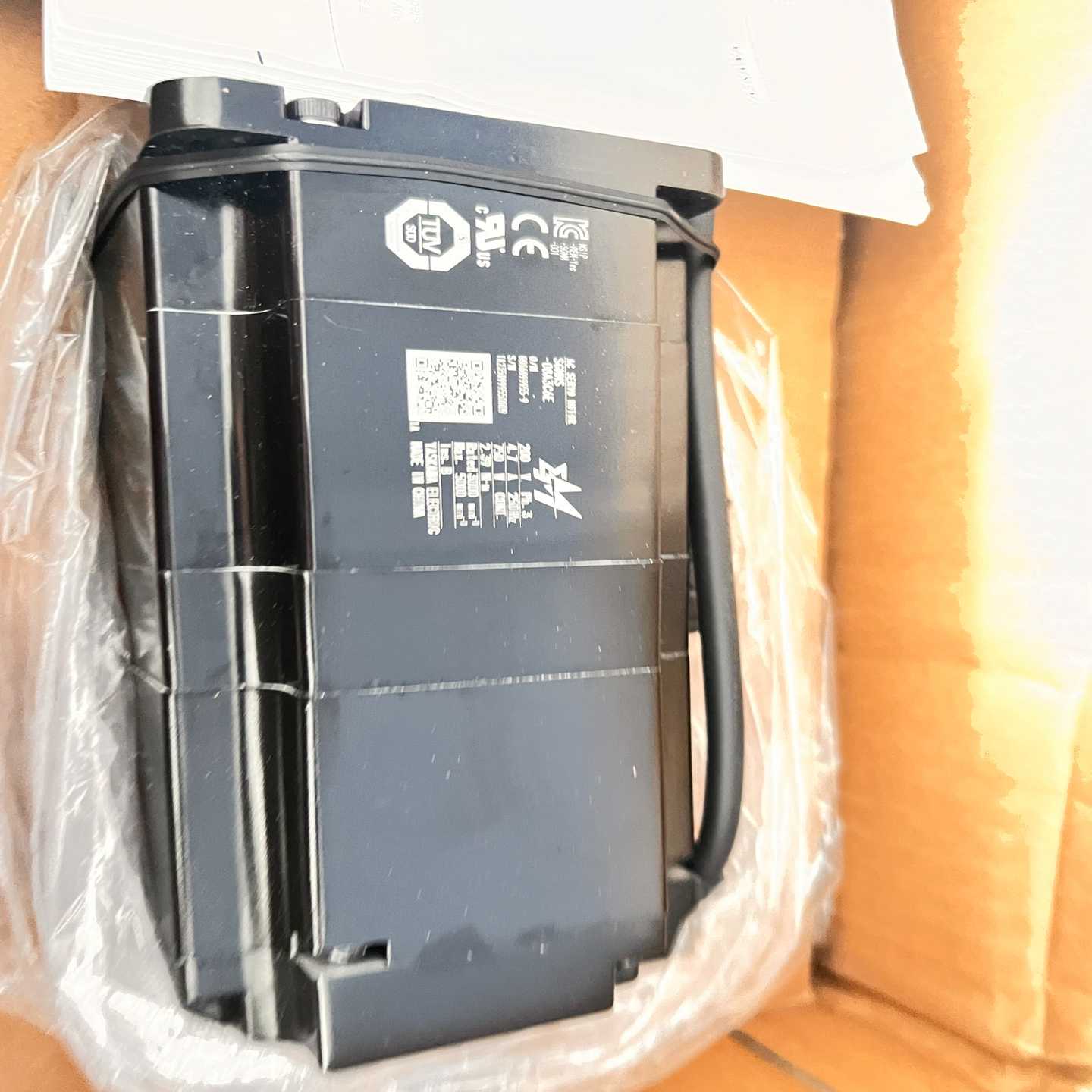 MOOG穆格伺服阀D661-6462C实物图拍摄，沒~询价