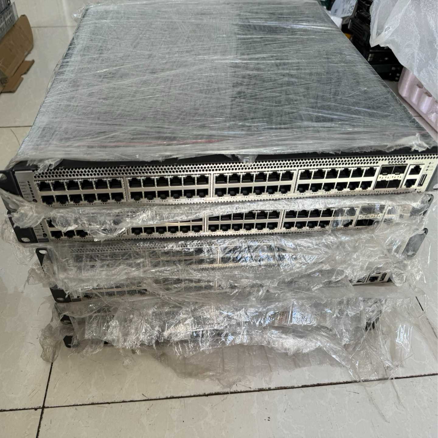 华为S5736-S48U4XC 48口全千兆POE供电