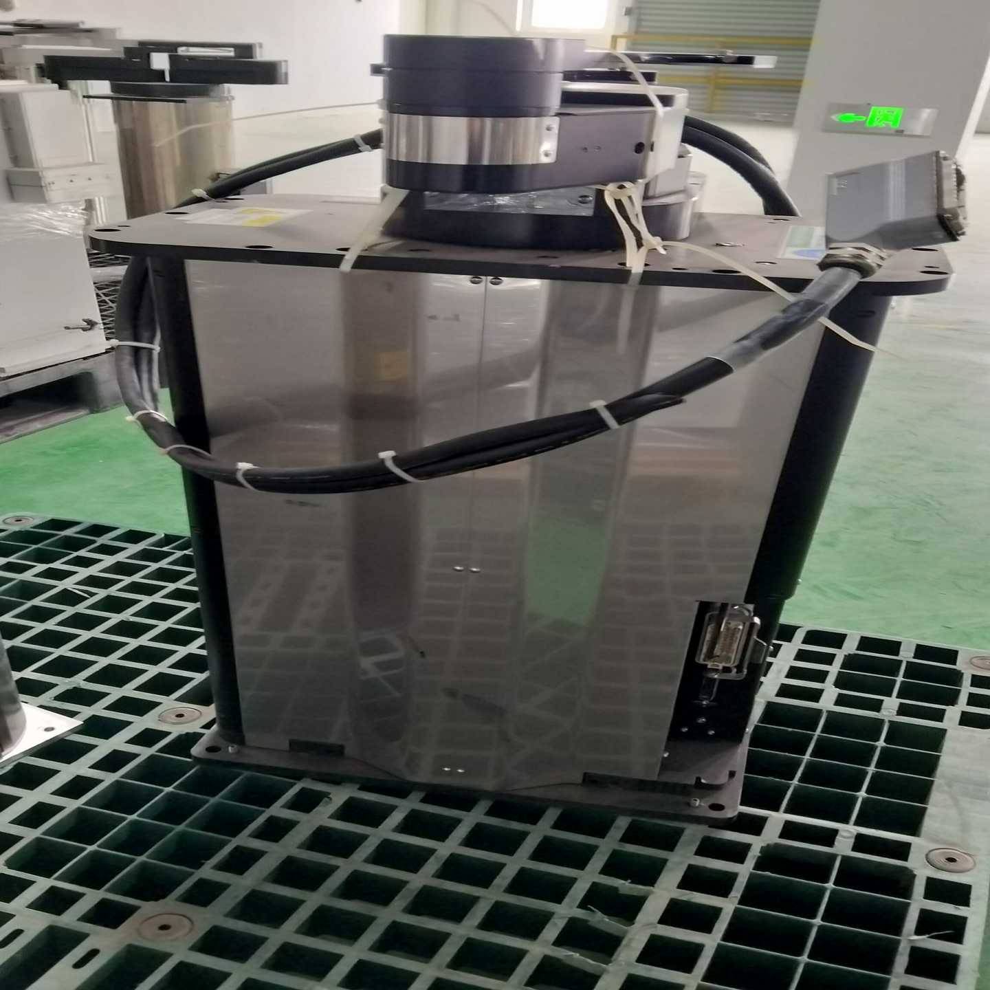 川崎Kawasaki机器人机械手臂，型号3NX550B-A0--议价商品