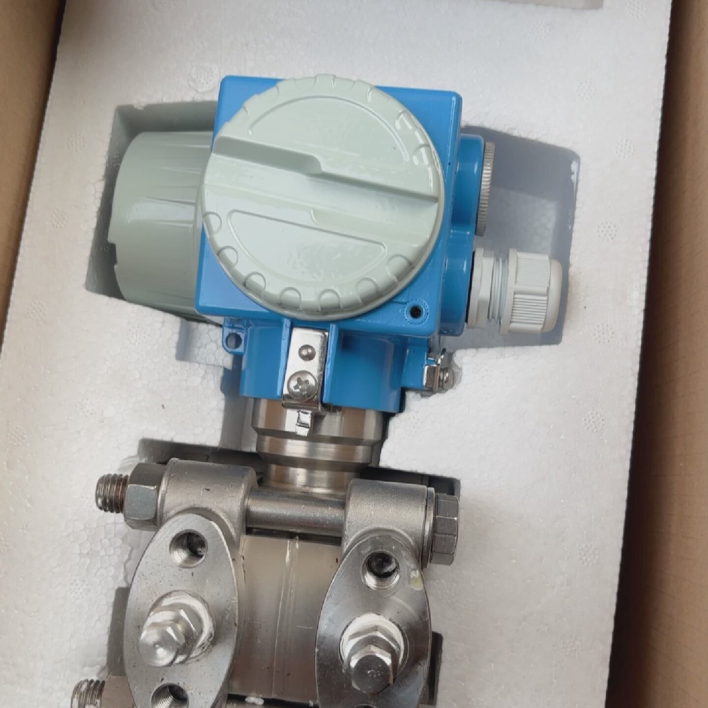 变送器PMD235KB4A2EB1C实物图全新未使用-议价