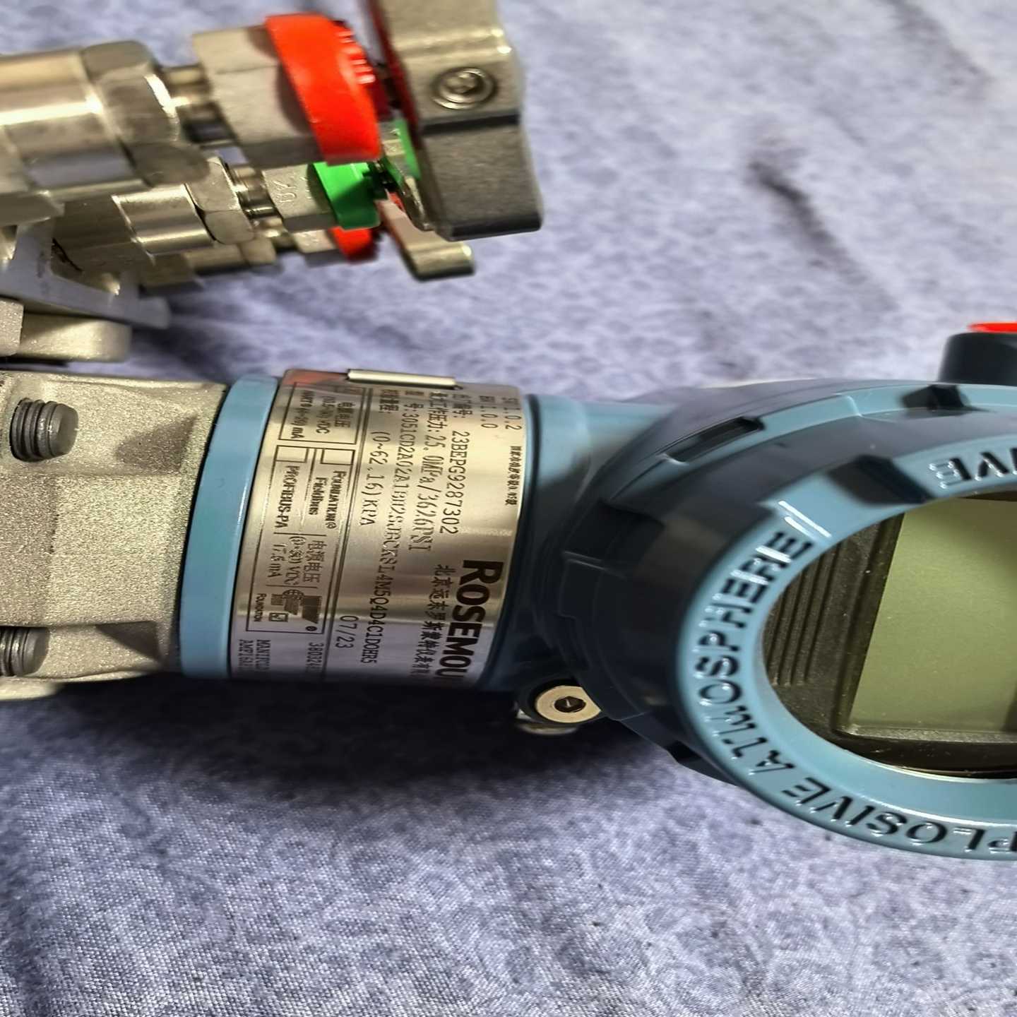 咨询-罗斯蒙特差压变送器，带帕克五阀组，未使用无划痕无磕碰，