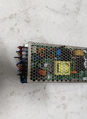 寻《HRP20024明纬24V8.4A200W开关电