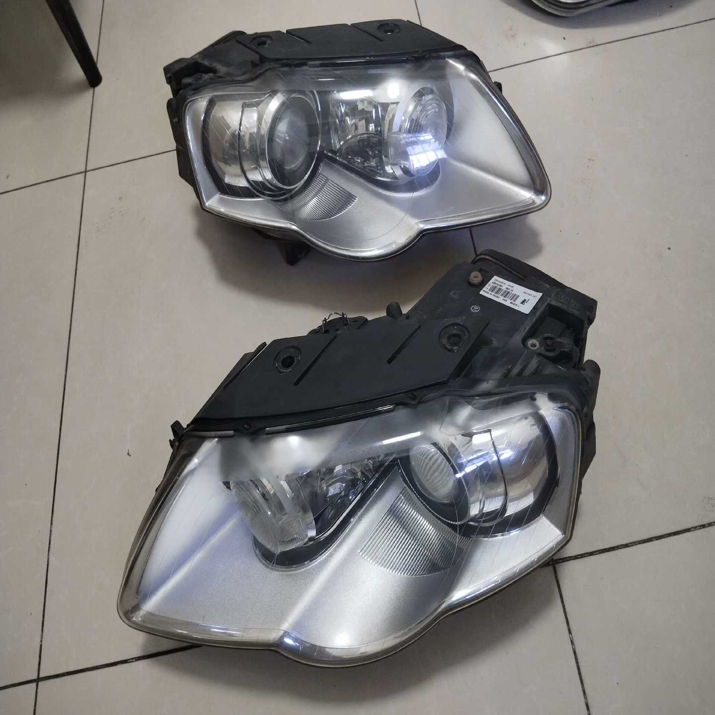 大众迈腾高配原装带随动大灯总成！成色如图功能正常，不包邮不退