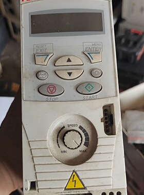 溢价-ABB变频器ACS15003E05A642.2KW