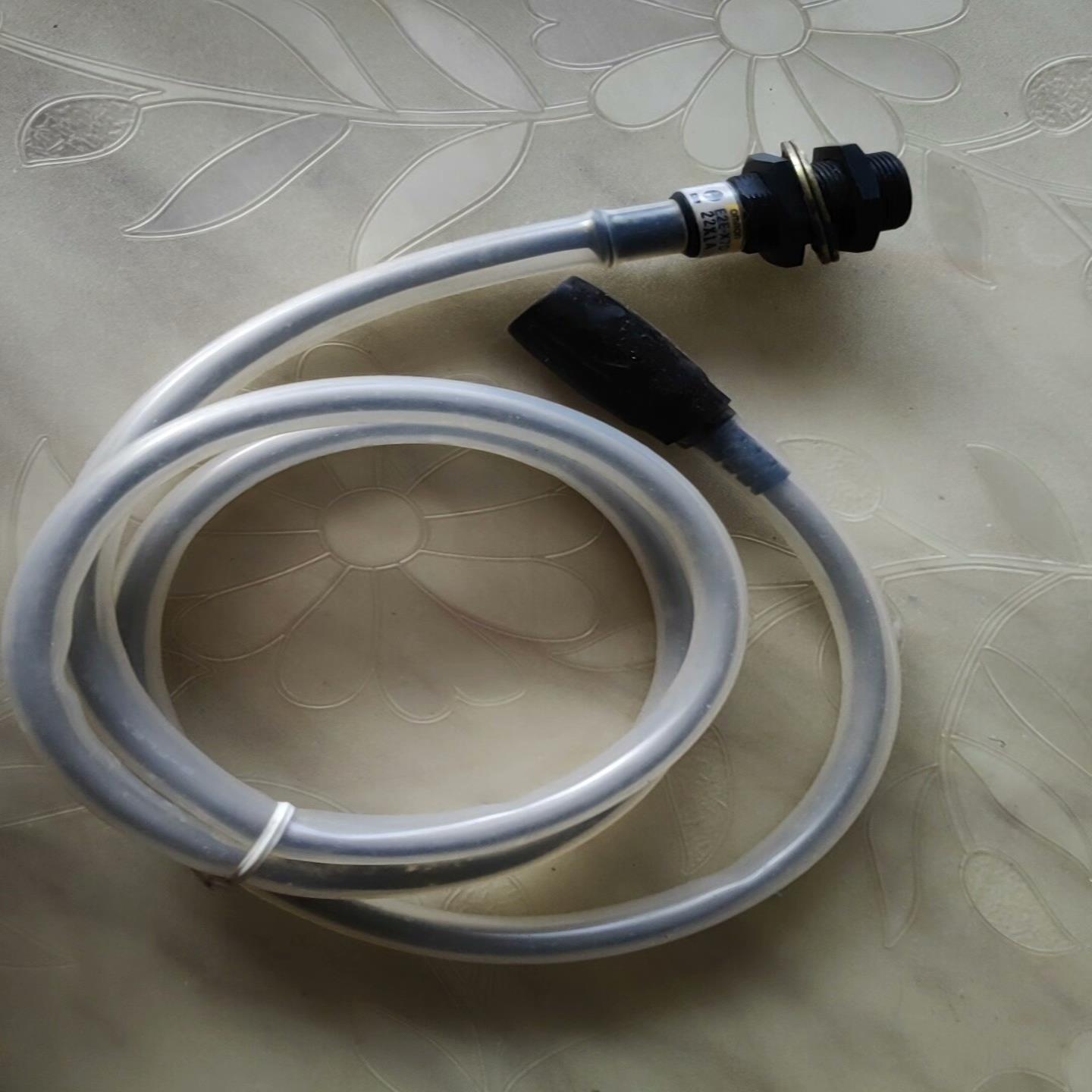 欧姆龙防水接近开关。E2E-X7D1-N6议价