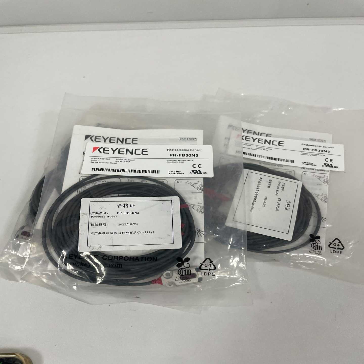 询价~基恩士PR-FB30N3光电传感器，没开封的，实
