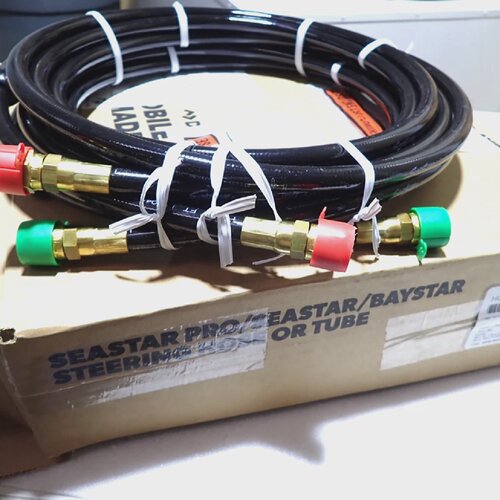 HO5112 SEASTAR DOMETIC SS HYDRAULIC STEERING HOSES 2X12 FEET