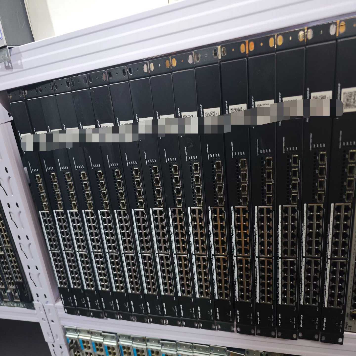 询价锐捷·睿易RG-NBS3100-24GT4SFP-P全千