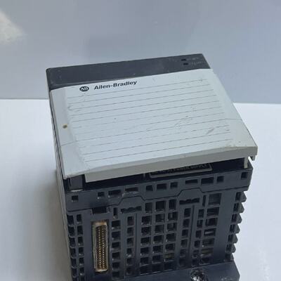Allen Bradley 1765PA75R SerA Stromversorgung