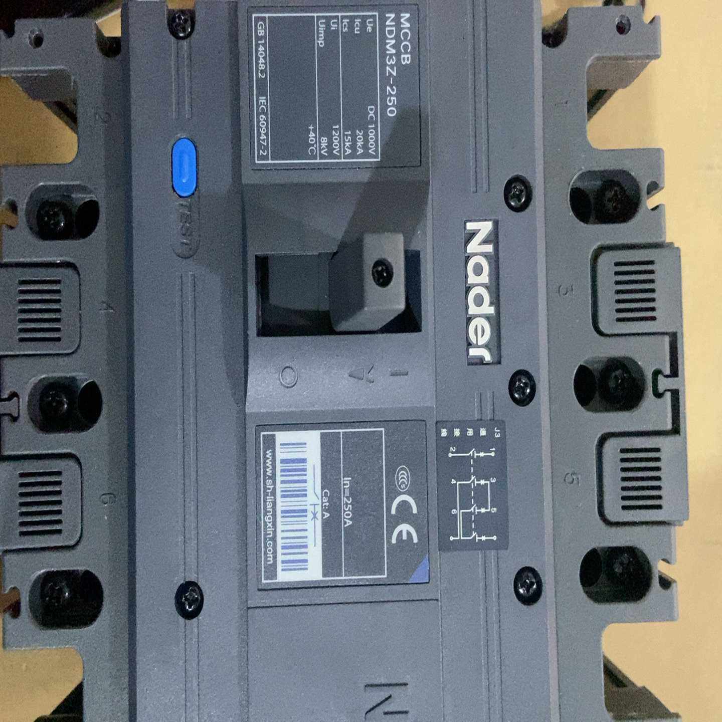 全新Nader良信NDM3Z-250直流断路器，--议价商品