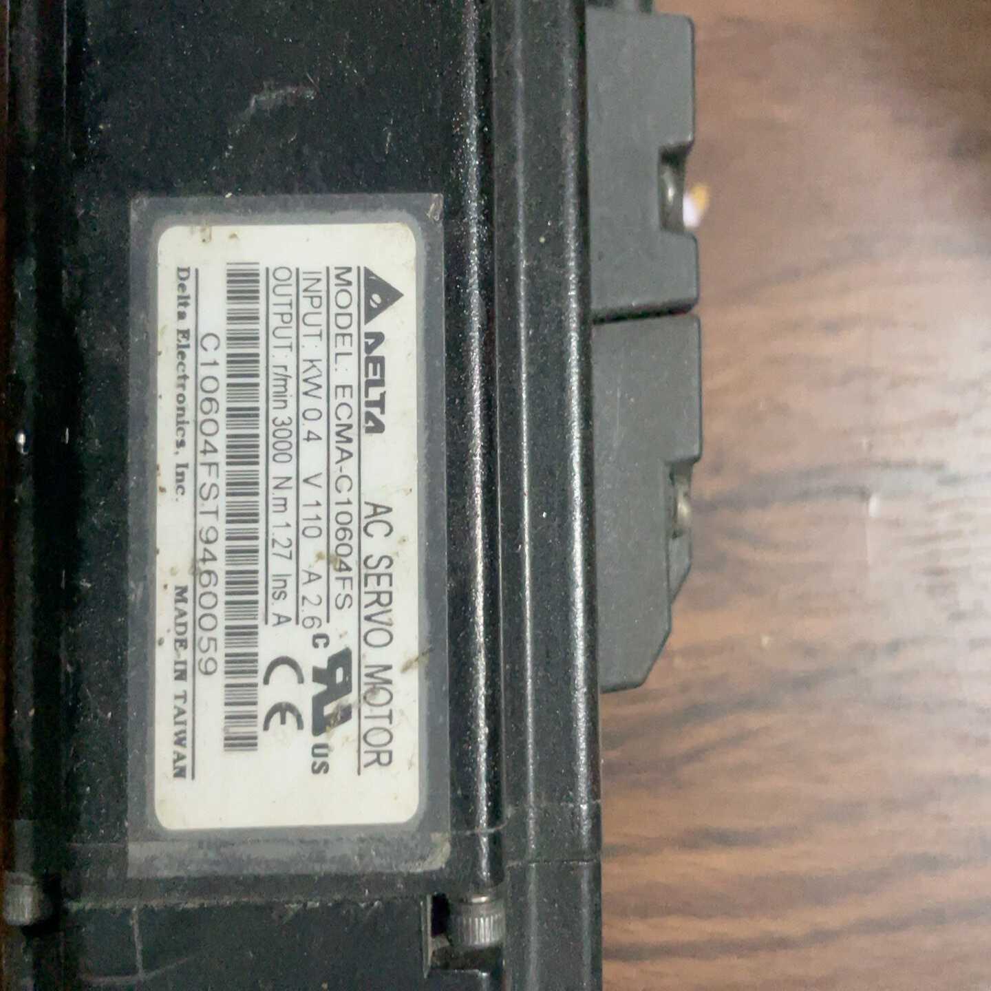 台达伺服电机ECMA-C10604FS，400W，输入110--议价商品