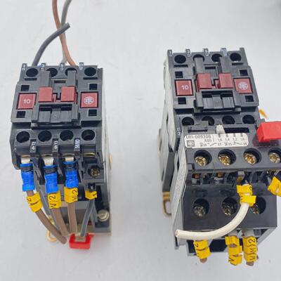 2 PC X Schneider Electric Telemecanique LP1D123.A 65