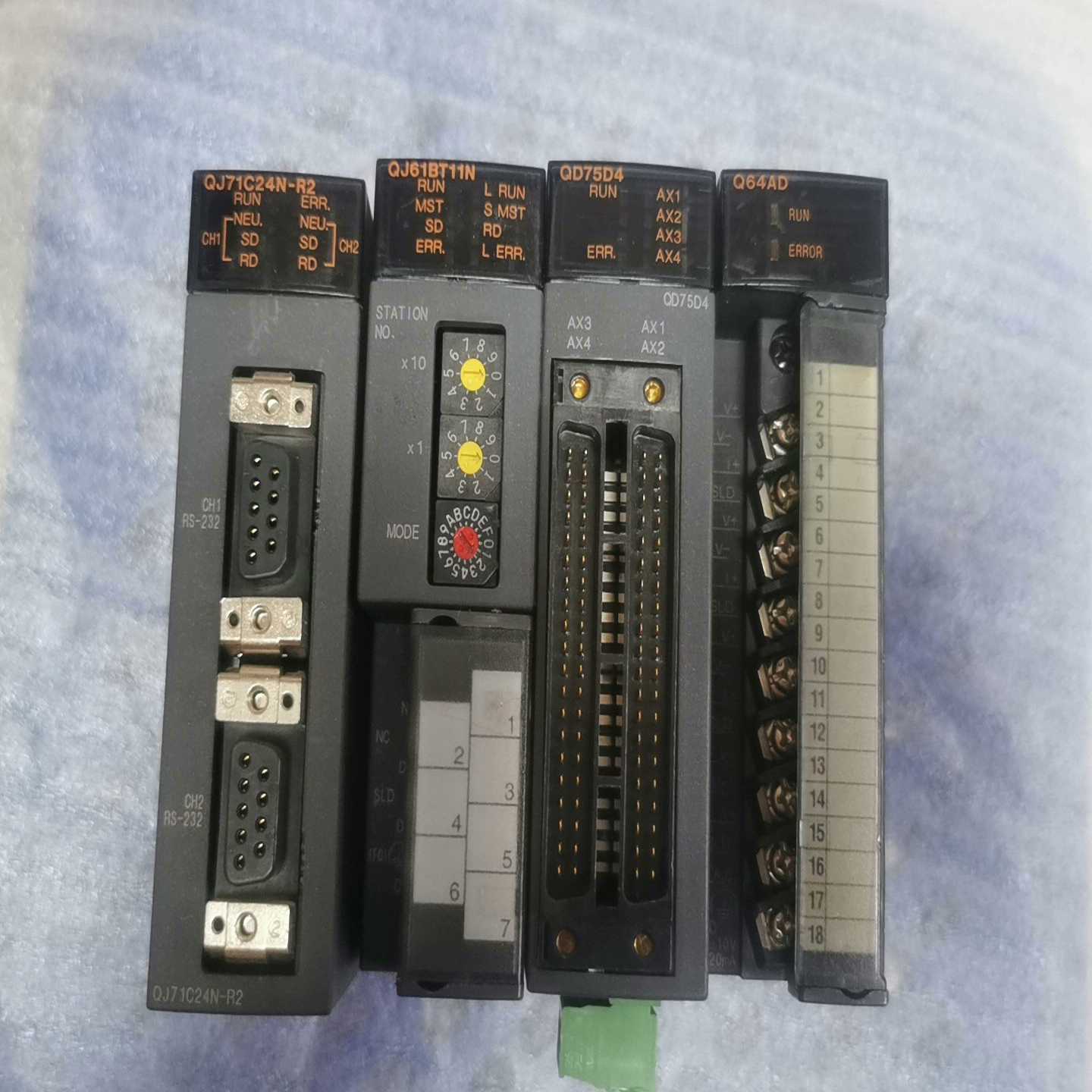 询价~Q64AD已售    QD75D4   QJ61BT11