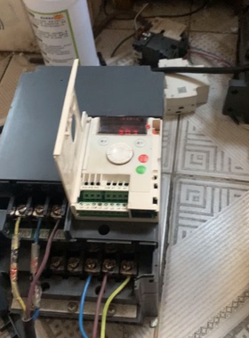 施耐徳变频器ATV310HU75N4A和ATV303HU7-议价