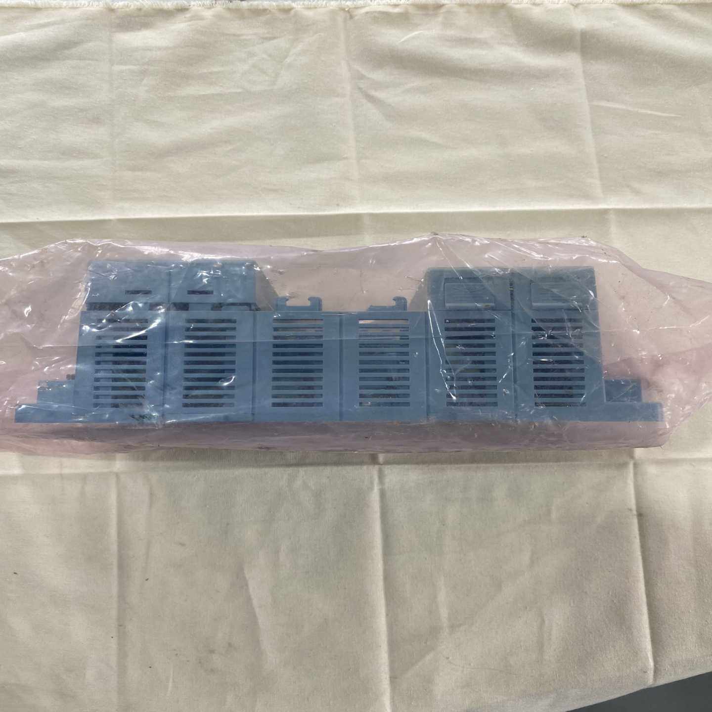 研华ADAM-5000PLC模块全新蓝色外壳接口完整--议价商品