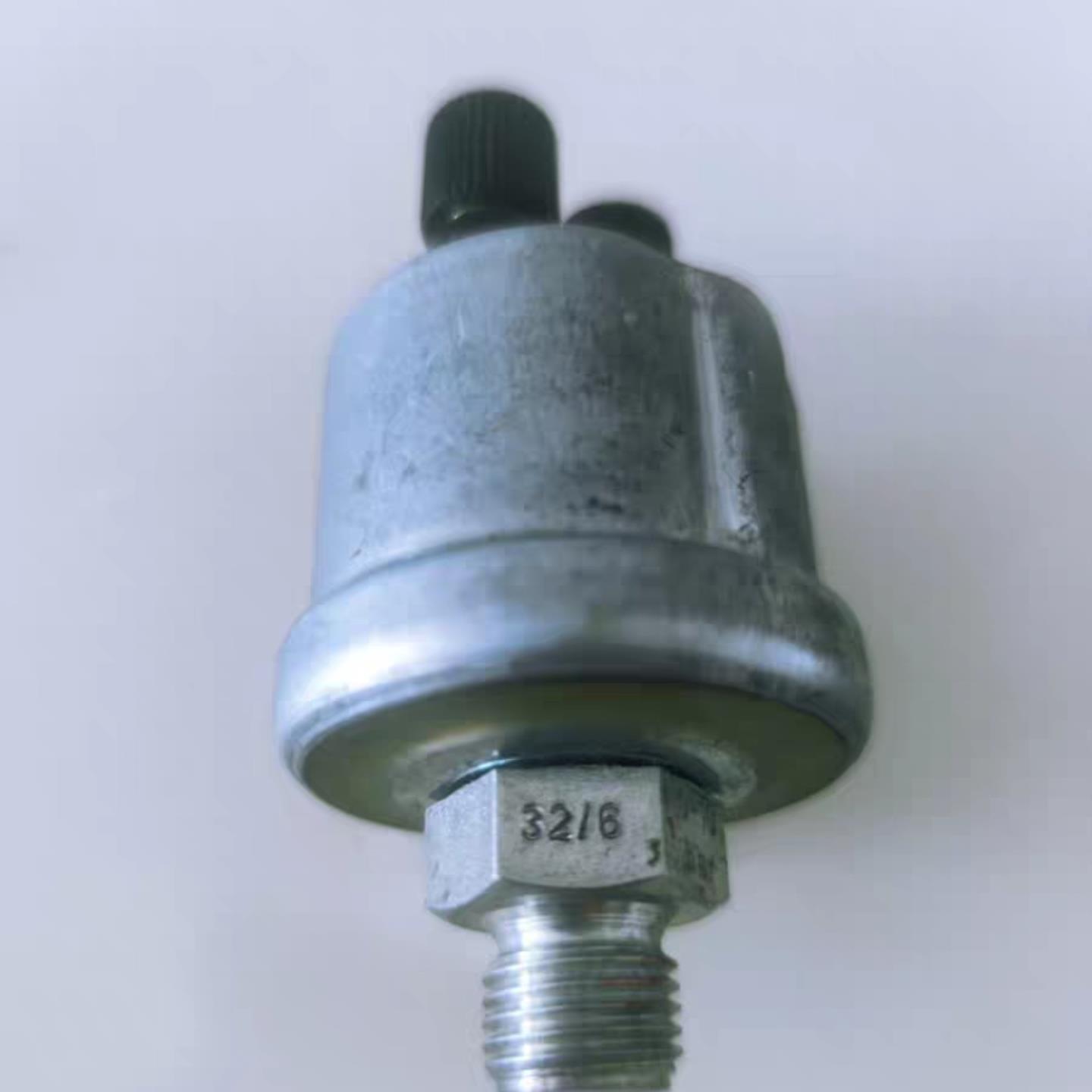 售前询价德国VDO原厂压力感测器360081032001进口原厂配件