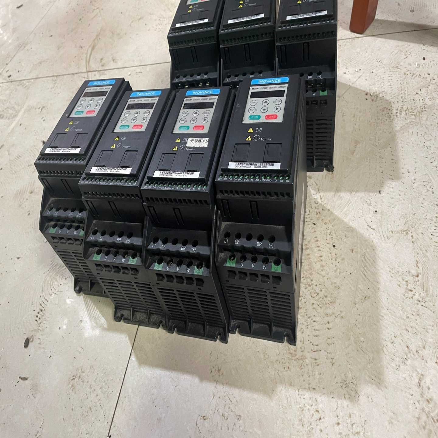 议价汇川变频器0.H4kw汇川MD200S0.4B-NC拆机还有1现货/维修