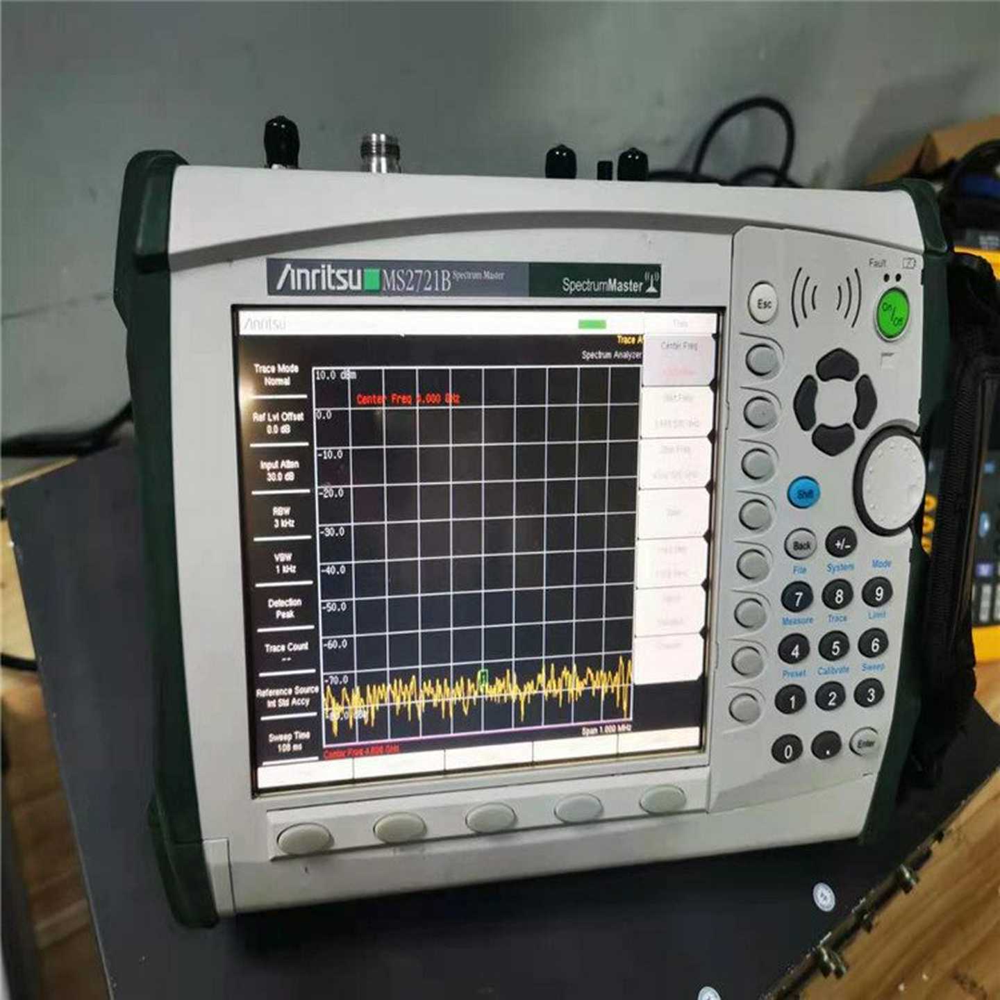 日本安K立MS2721B手持式频谱分析仪MS2724C