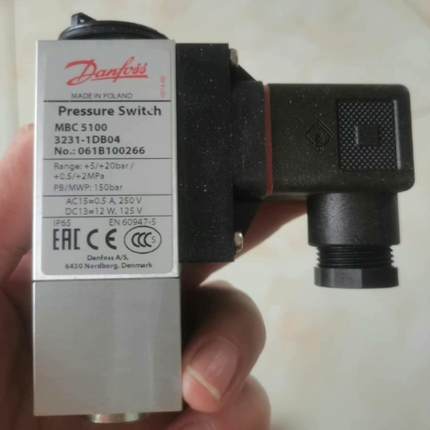 全新丹弗斯压力开关MBC5100061B100266.原件{议价}
