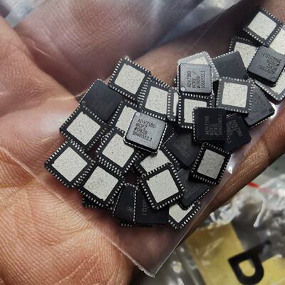 散新ADV7180BCPZ数量57个打包价888元--议价商品