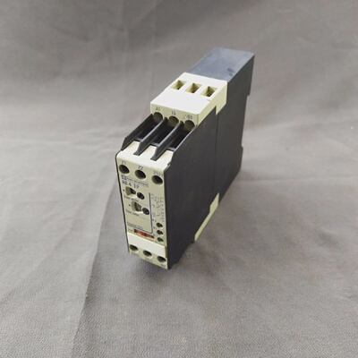 TelemecaniqueRE4TP13BU延时继电器0.05s300h110240V批量3件