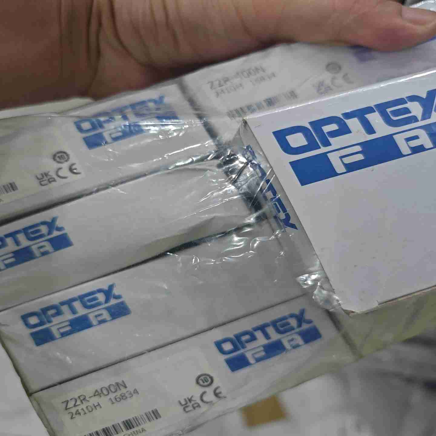 b议价-全新原装日本OPTEX奥普士光电传感器Z2R-400N，型号-议价