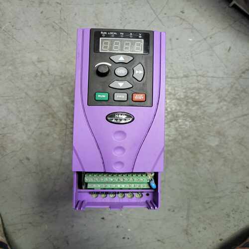 询价南方安华变频器2.2KWD3000-4T0022G拆