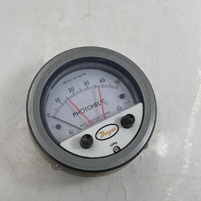 DWYER PHOTOHELIC 3000MR 24VDC 170KPa 25PSIG INCHES OF WATER
