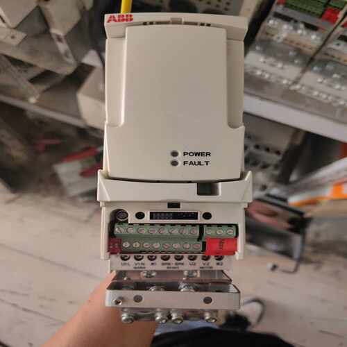 （洋洋设备）ACS355-03E-08A8-4ABB变频器4KW