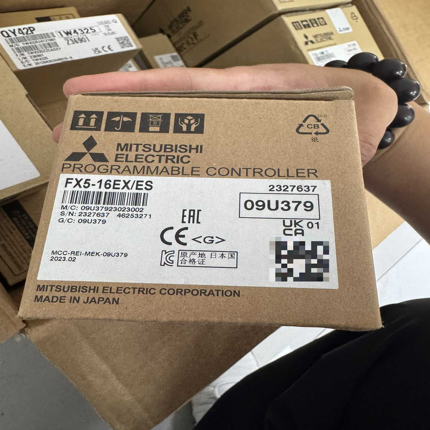 询价全新三菱三菱FX5-16EX/ES可编程控制器模块，日本原装