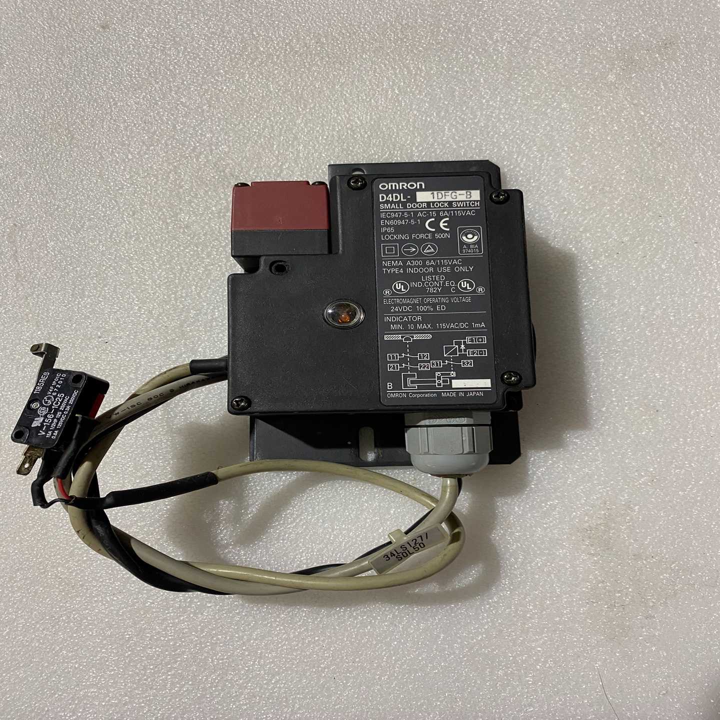 【幸琪商铺】安全门开关限位开关D4DL-1DFG-B