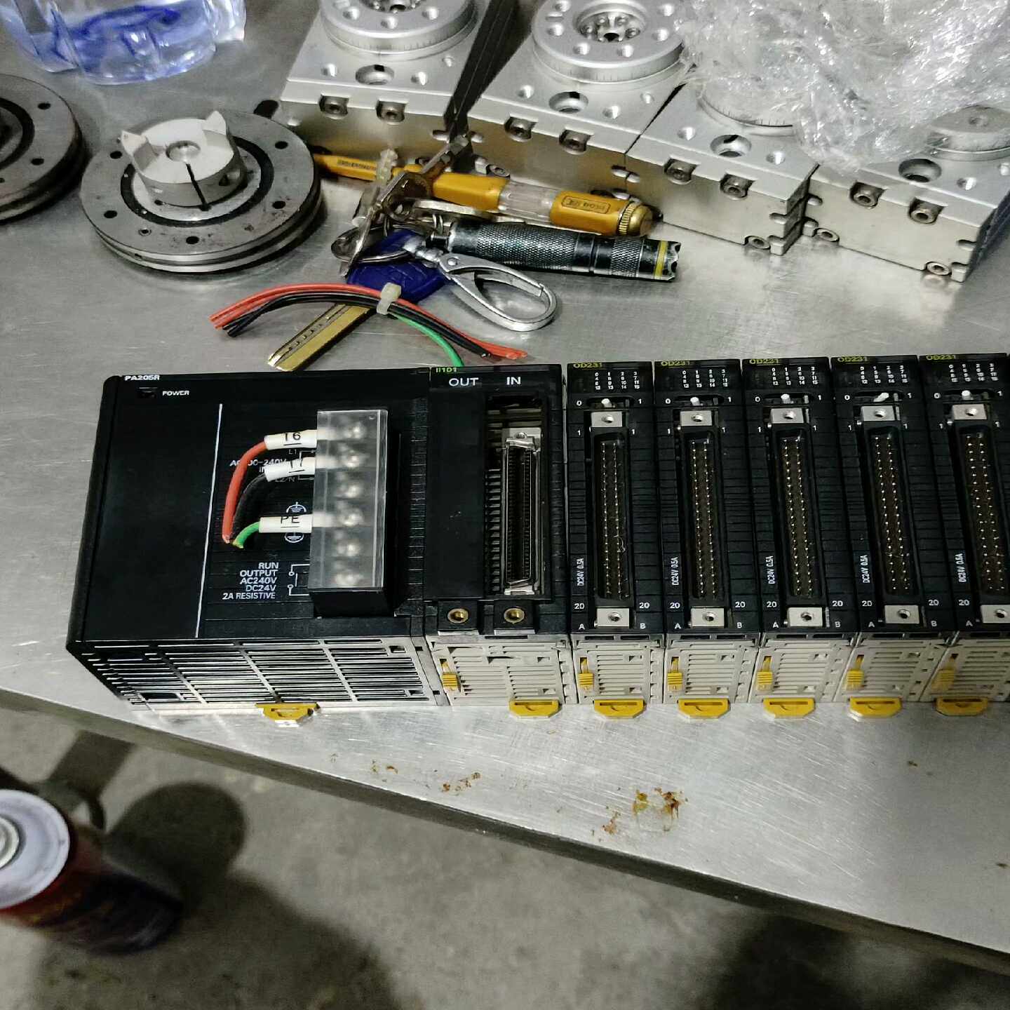 议价欧姆龙PLC控制器电源CJ1W-PA205R，CJ1W－II