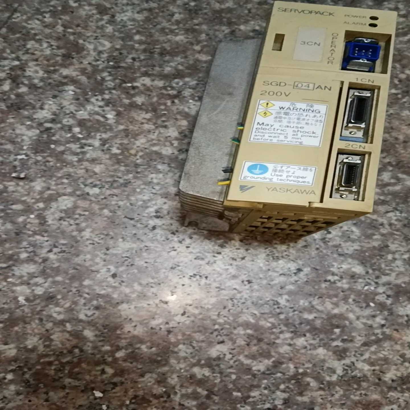 安川驱动器SGD-04AN400W220v拆机包好--议价商品