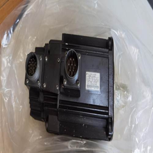 〈4〉安川伺服电机 SGMGH-13ACA6C   1300（佳毅工控）