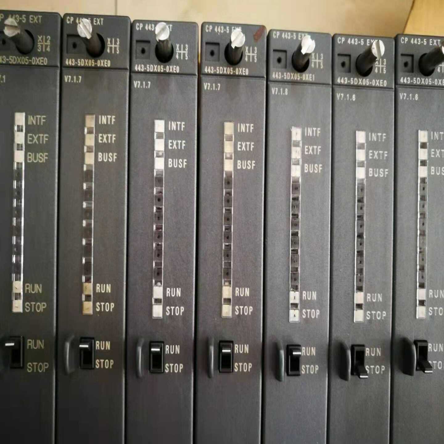 6GK7443-5DX05-0XE0九五新实图，成色好询价