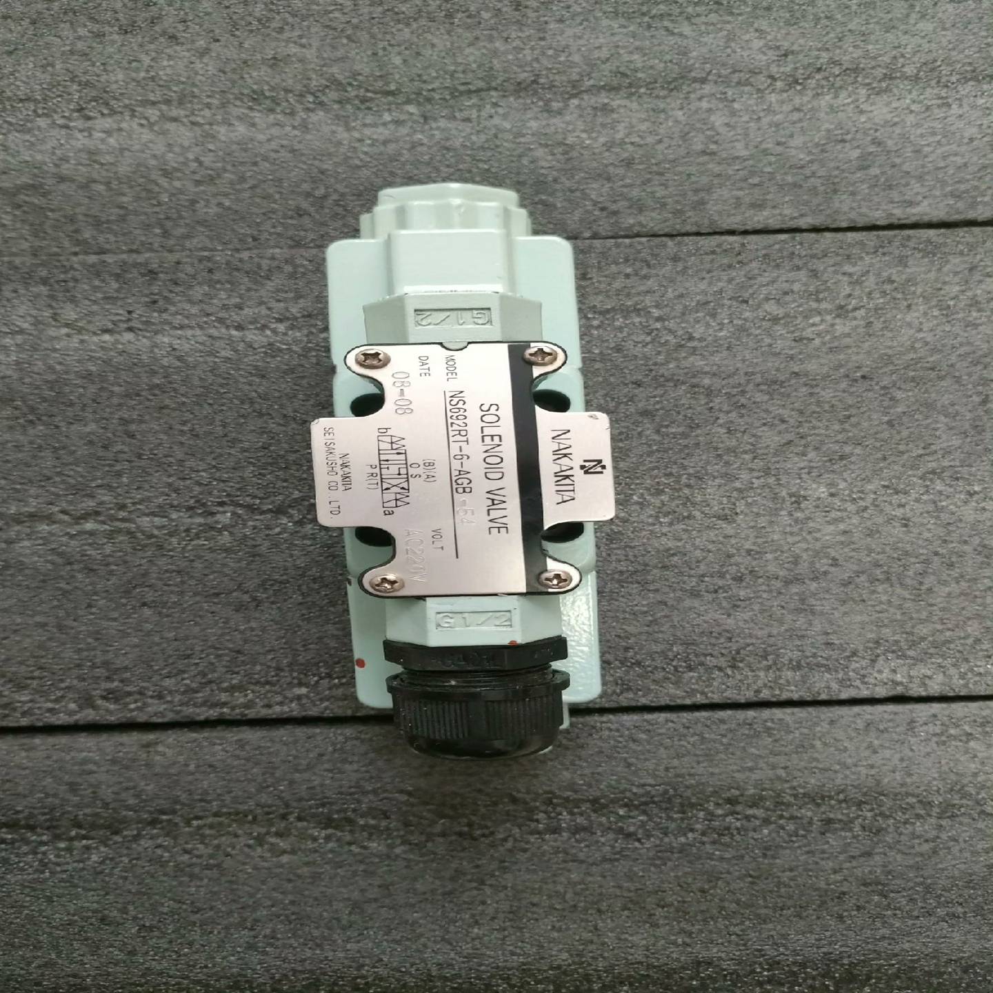【议价】NAKAKITANS692RT-6-AGB-54电磁阀