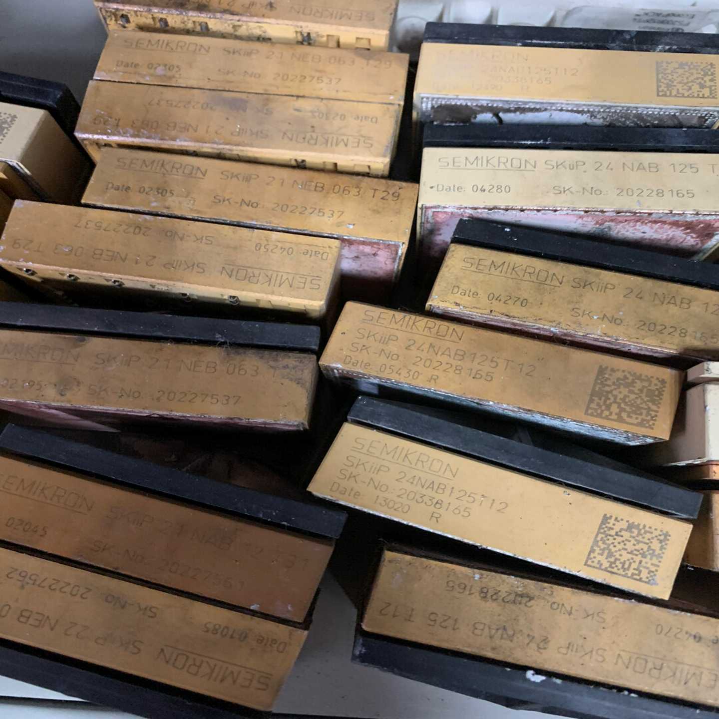 SKiiP31NAB12T16 SKiiP30NAB12 S~询价